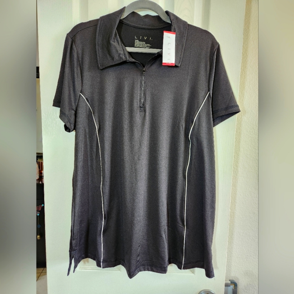 NWT Livi for Lane Bryant Active Shirt